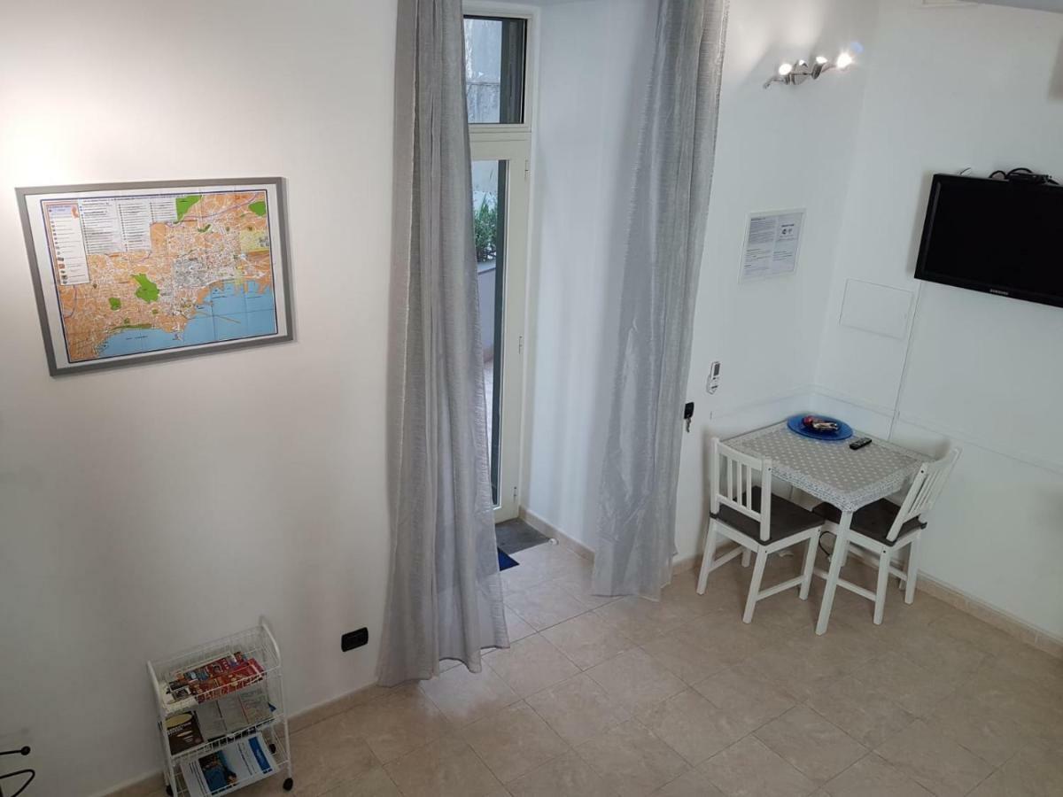 Vincent'S Home Naples Luaran gambar