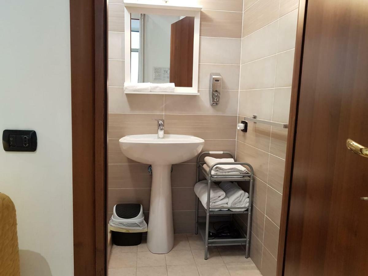 Vincent'S Home Naples Luaran gambar